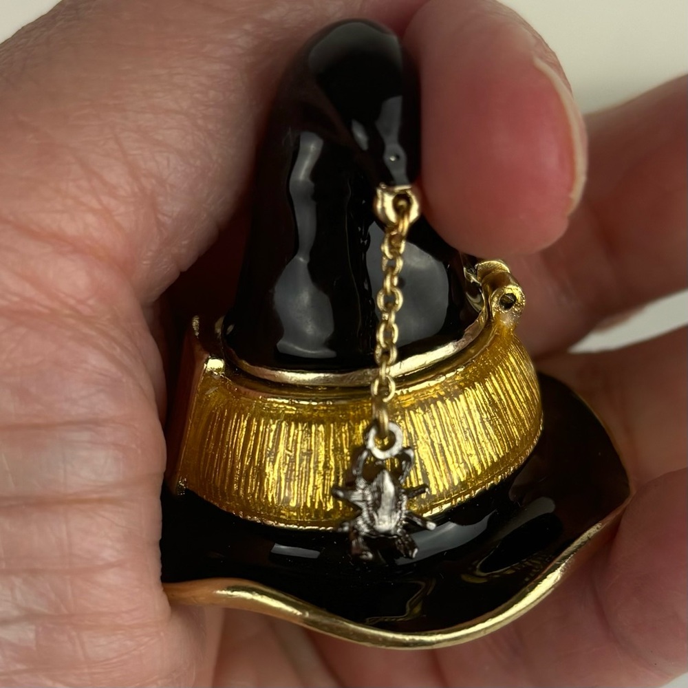 RARE-MONET enameled witch’s hat trinket box w/spider-Halloween Collectible - Picture 15 of 16